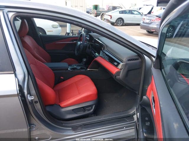 2025 TOYOTA CAMRY XSE 5