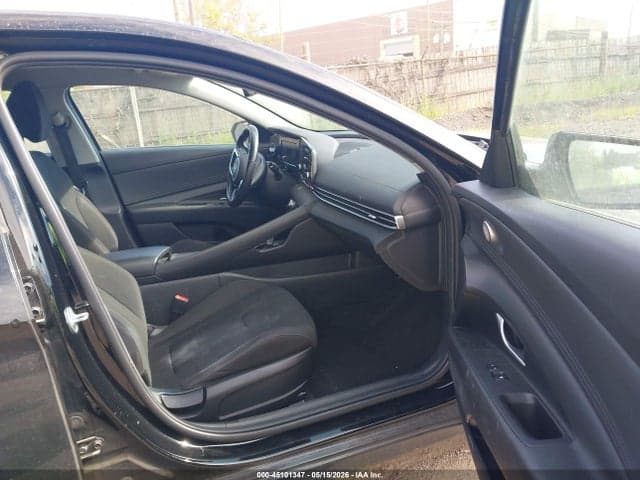 2021 HYUNDAI ELANTRA SEL 5