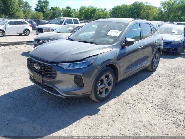 2023 FORD ESCAPE ST-LINE 3