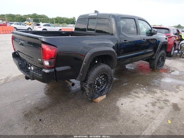 2022 TOYOTA TACOMA SR V6 4