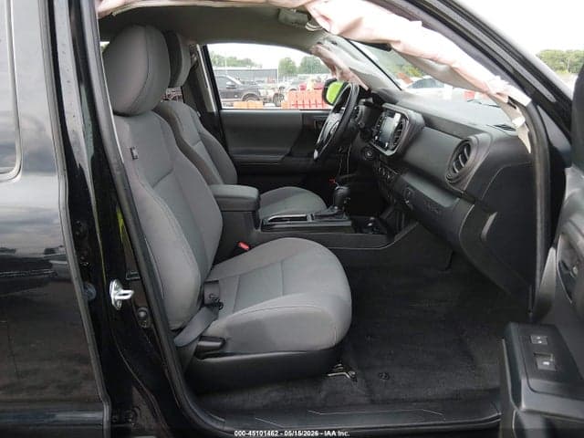 2022 TOYOTA TACOMA SR V6 5