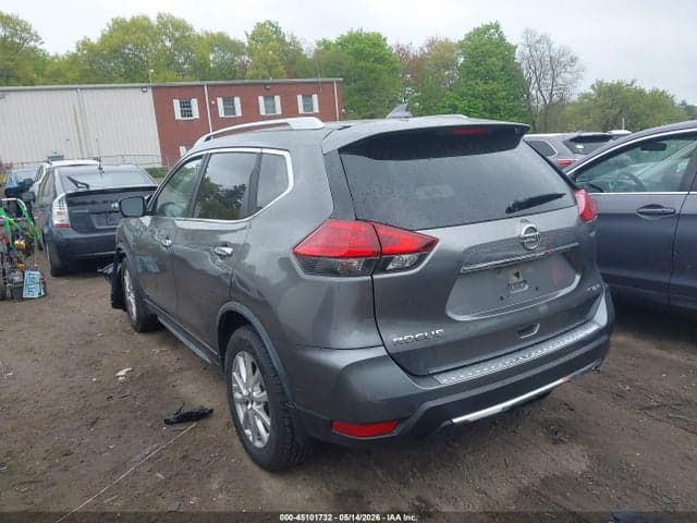 2017 NISSAN ROGUE SV 3
