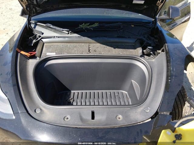 2023 TESLA MODEL Y 10