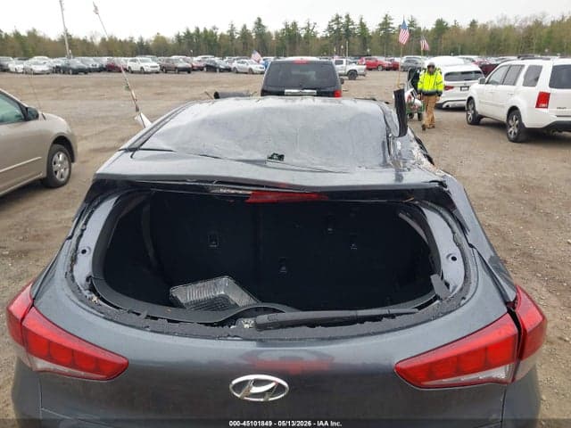 2018 HYUNDAI TUCSON SE 6