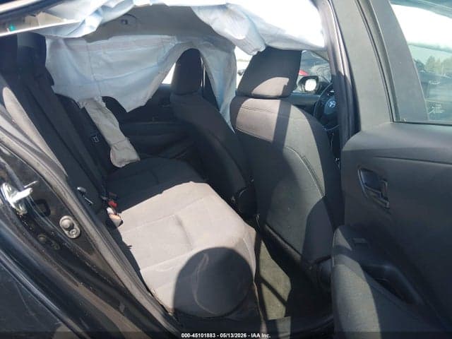 2023 TOYOTA COROLLA LE 8