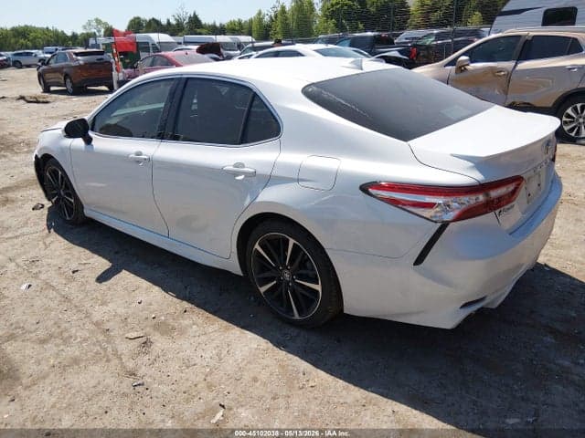 2020 TOYOTA CAMRY XSE 3