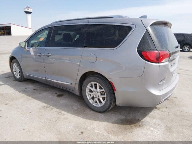 2020 CHRYSLER PACIFICA TOURING L 3