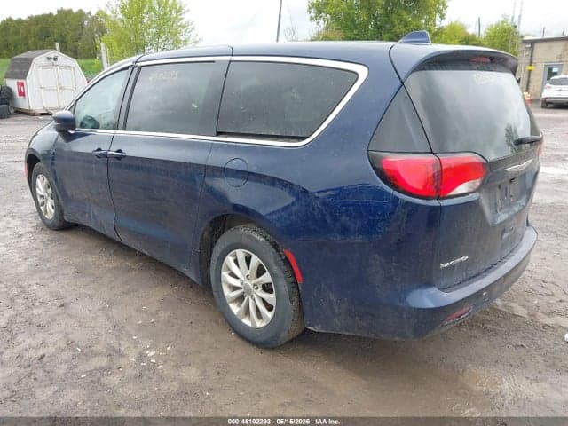 2017 CHRYSLER PACIFICA TOURING 3