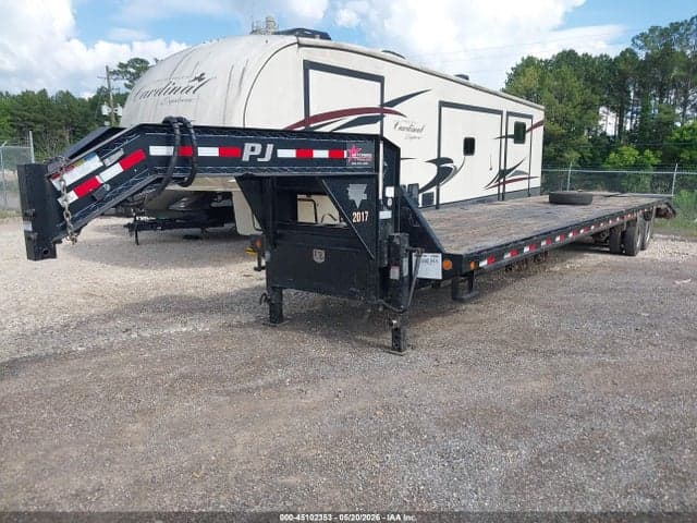 2017 PJ TRAILERS UNKNOWN 2