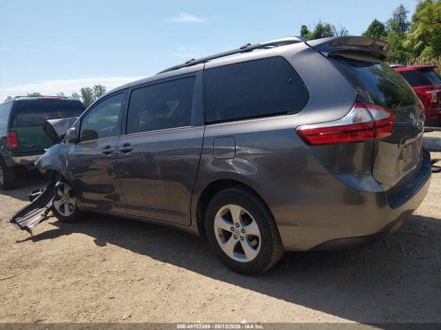 2017 TOYOTA SIENNA LE 8 PASSENGER 15