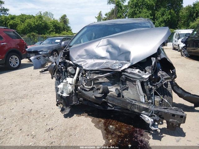 2017 TOYOTA SIENNA LE 8 PASSENGER 6