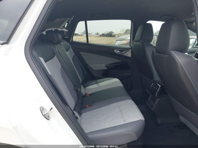 2025 VOLKSWAGEN ID.4 AWD PRO 8