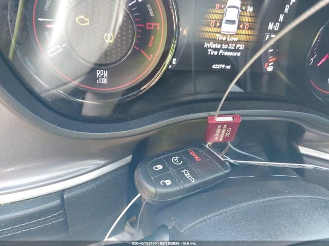 2020 DODGE CHALLENGER R/T 11