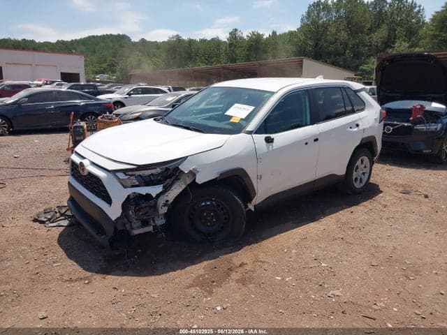 2024 TOYOTA RAV4 LE 2