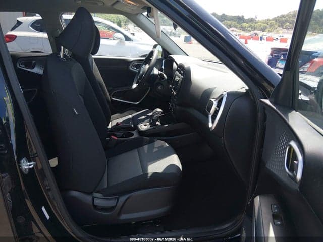 2023 KIA SOUL LX 5