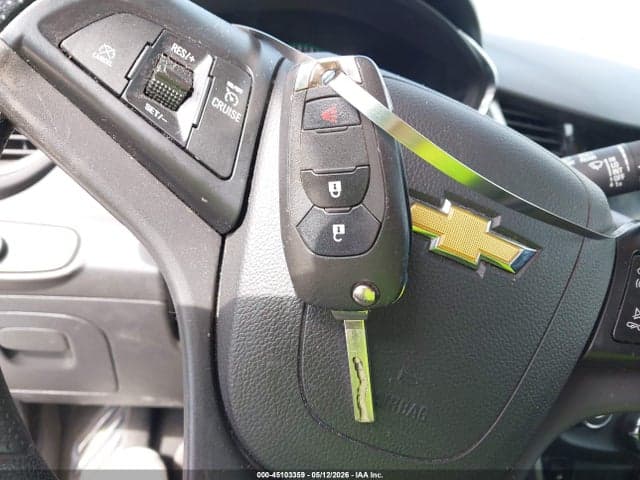 2020 CHEVROLET TRAX FWD LS 11