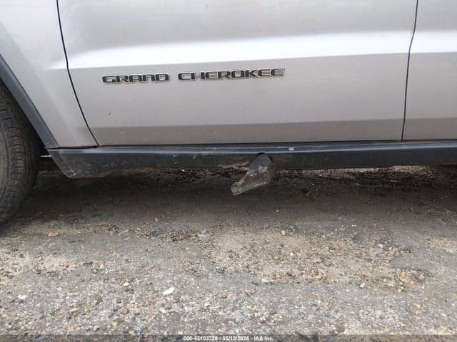 2017 JEEP GRAND CHEROKEE LAREDO 4X4 6