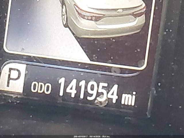 2017 TOYOTA CAMRY SE 16
