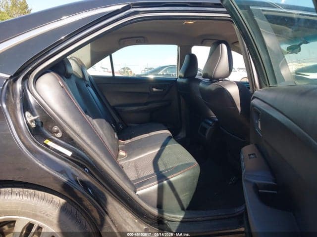 2017 TOYOTA CAMRY SE 8