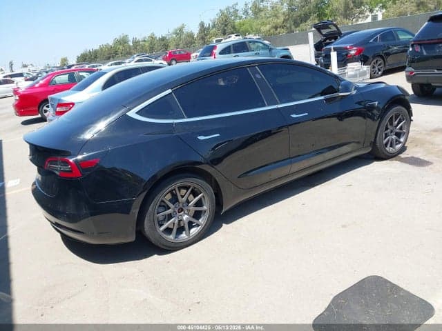 2018 TESLA MODEL 3 LONG RANGE/MID RANGE 4