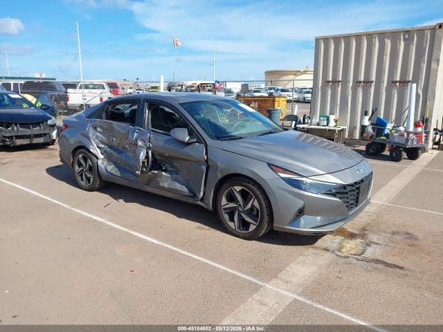 2022 HYUNDAI ELANTRA SEL