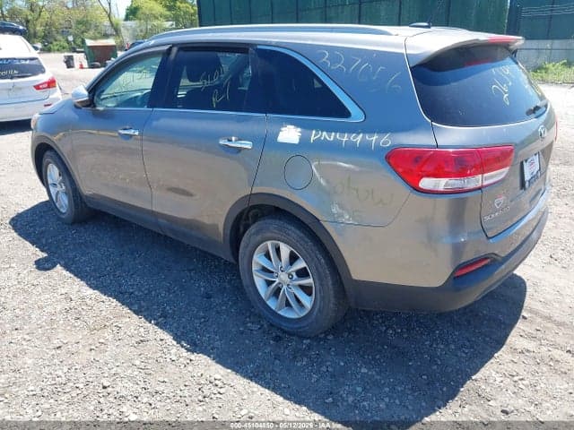 2017 KIA SORENTO 2.4L LX 3