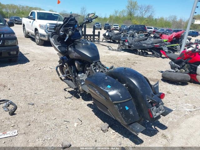 2020 INDIAN MOTORCYCLE CO. CHALLENGER DARK HORSE 3