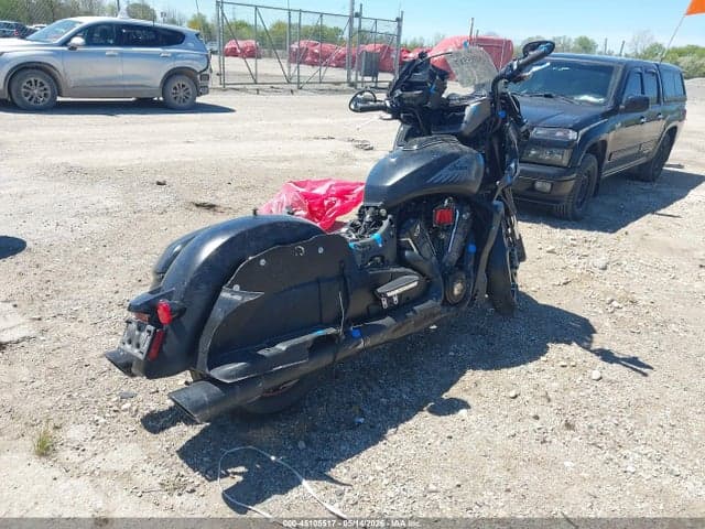 2020 INDIAN MOTORCYCLE CO. CHALLENGER DARK HORSE 4