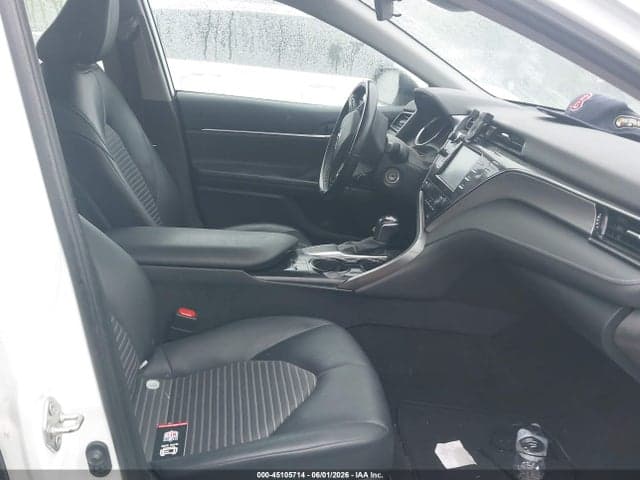 2020 TOYOTA CAMRY SE 5