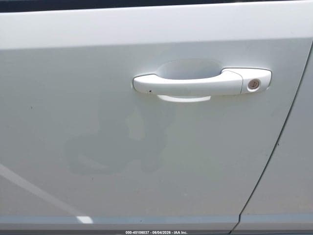 2018 DODGE GRAND CARAVAN SE 12