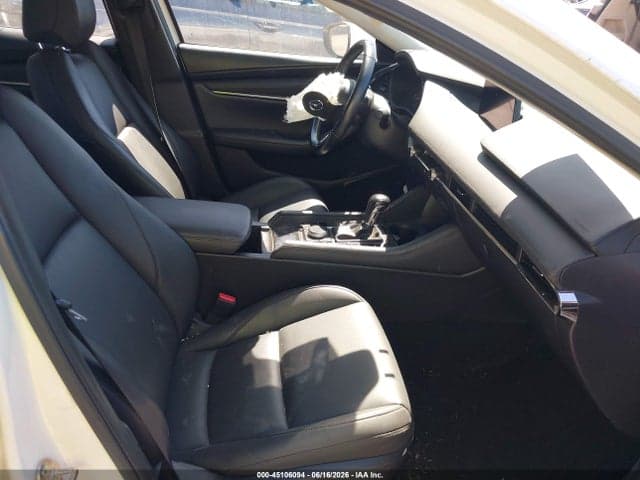 2020 MAZDA MAZDA3 PREFERRED PACKAGE 5
