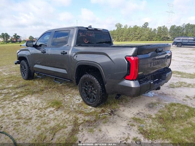 2025 TOYOTA TUNDRA SR5 3