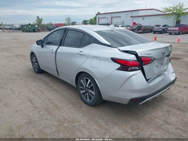 2021 NISSAN VERSA SV XTRONIC CVT 3