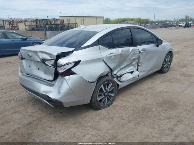 2021 NISSAN VERSA SV XTRONIC CVT 4