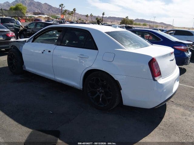 2019 CHRYSLER 300 TOURING 3