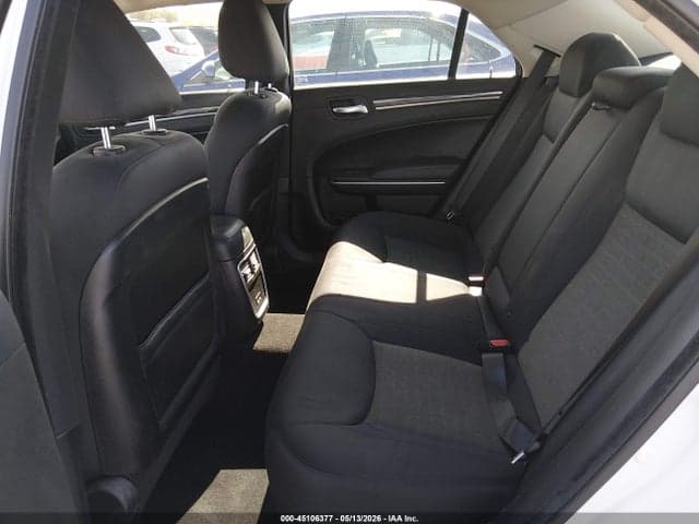 2019 CHRYSLER 300 TOURING 8