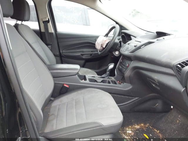 2017 FORD ESCAPE S 5