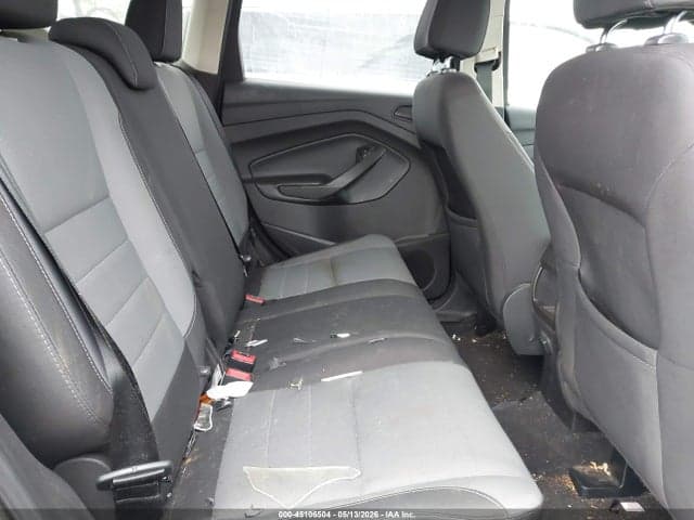 2017 FORD ESCAPE S 8