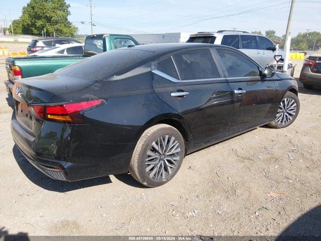 2025 NISSAN ALTIMA SV FWD 4