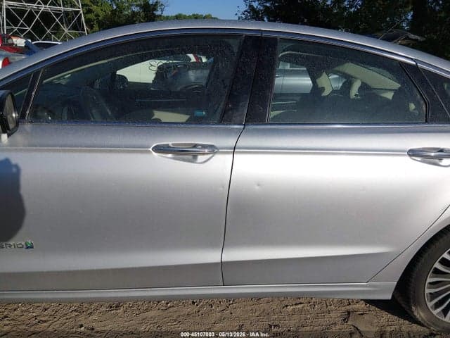 2017 FORD FUSION HYBRID TITANIUM 14