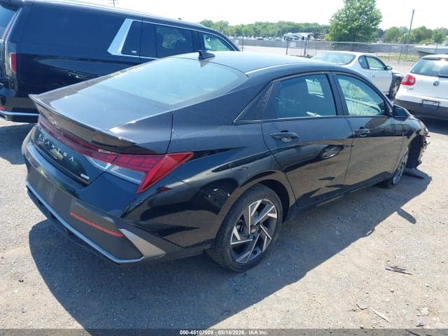 2025 HYUNDAI ELANTRA HYBRID SEL SPORT 4
