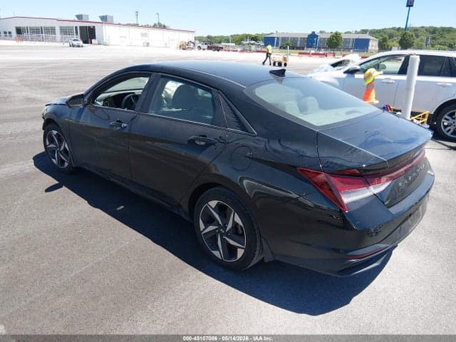 2023 HYUNDAI ELANTRA SEL 3