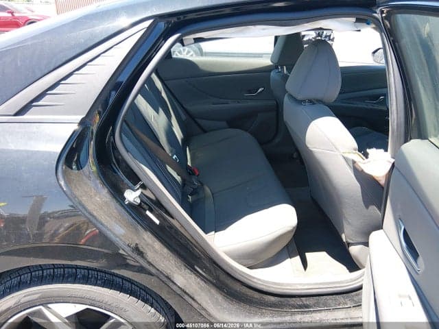 2023 HYUNDAI ELANTRA SEL 8