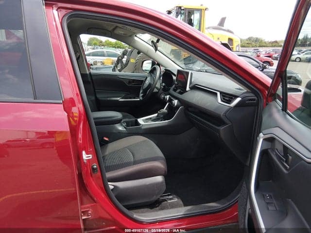 2023 TOYOTA RAV4 LE 5