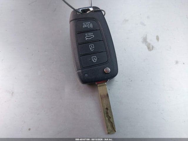 2025 HYUNDAI ELANTRA SE 11
