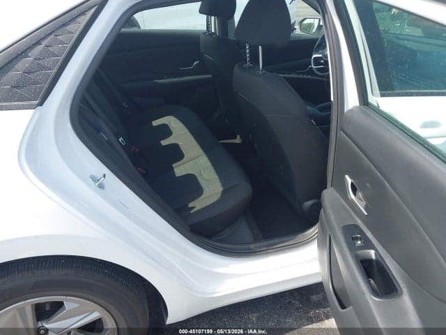 2025 HYUNDAI ELANTRA SE 8