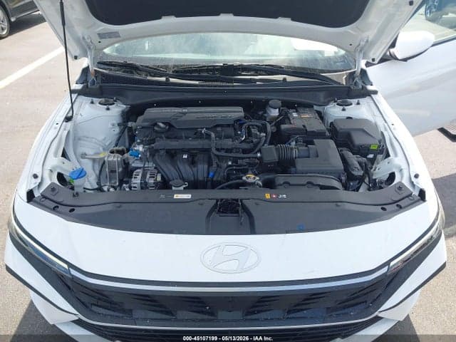 2025 HYUNDAI ELANTRA SE 10