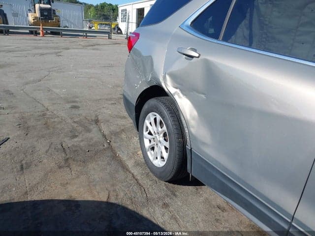 2018 CHEVROLET EQUINOX LT 11