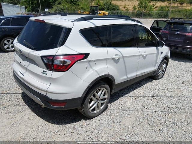 2018 FORD ESCAPE SE 4
