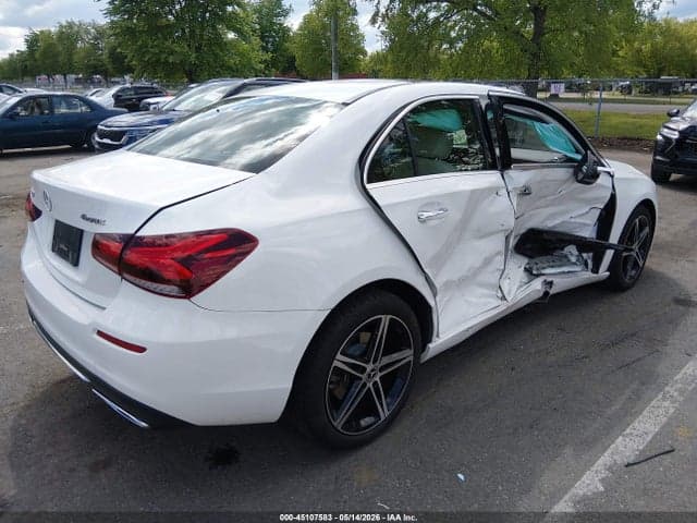 2021 MERCEDES-BENZ A 220 4MATIC 4